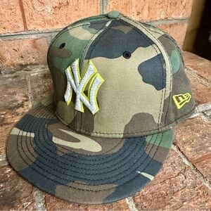 NY Yankees Camo 1996 World Series Fitted Hat 7 1/2 New Era 59FIFTY Cap